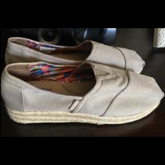 Bobs by Skechers - Picture 2 of 3